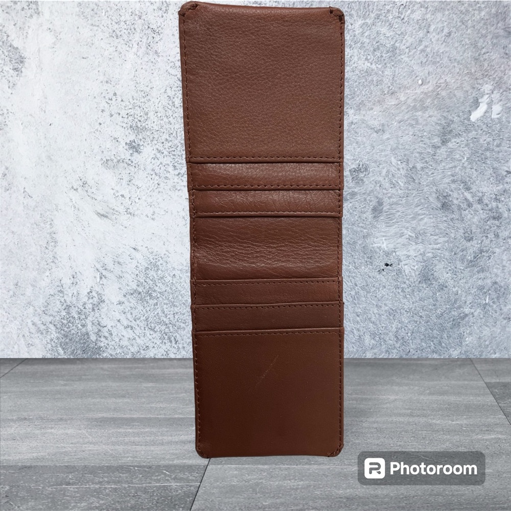 Hobo men’s brown leather bifold wallet